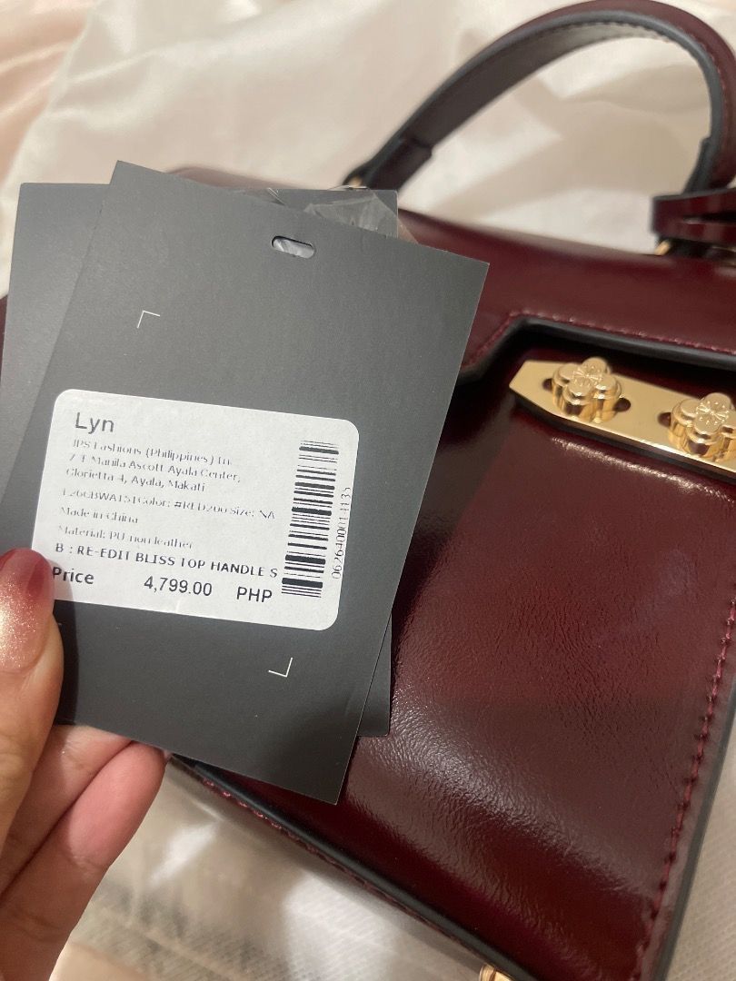 Lyn bag (Category: Luxury Bags & Wallets) located in Caloocan City. Submitted by mysticgem.80318b (Listing ID 1447320276, Image 3). Description: Super nice bag from lyn .