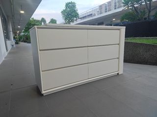 Chest of Drawers Collection item 1