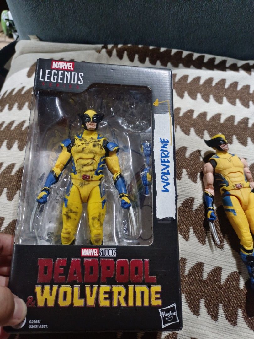 Marvel Legends Wolverine Battle Damage with Sleeves (Category: Figurines & Statues) located in Bulacan. Submitted by lurenzrroq86278 (Listing ID 1447433797, Image 2). Description: *Marvel Legends DeadPool and Wolverine Marvel Legends Wolverine Battle Damage with Sleeves P1,400 *Jazwares Total Anime Chainsaw Man 6.5-inch Figure BIB w/ Alt Head, Arms & Mouthpiece No stand P1,700 Nego *Marvel Legends Daredevil Born Again Punisher Brand New P1,850 *M