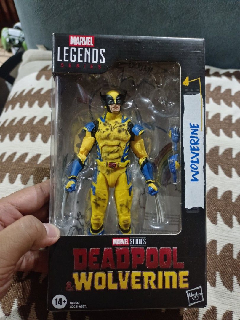 Marvel Legends Wolverine Battle Damage with Sleeves (Category: Figurines & Statues) located in Bulacan. Submitted by lurenzrroq86278 (Listing ID 1447433797, Image 1). Description: *Marvel Legends DeadPool and Wolverine Marvel Legends Wolverine Battle Damage with Sleeves P1,400 *Jazwares Total Anime Chainsaw Man 6.5-inch Figure BIB w/ Alt Head, Arms & Mouthpiece No stand P1,700 Nego *Marvel Legends Daredevil Born Again Punisher Brand New P1,850 *M
