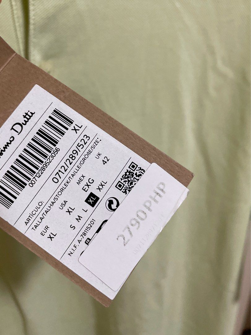 MASSIMO DUTTI BNWT (Category: Tshirts & Polo Shirts ) located in Makati City. Submitted by tinycloset__ (Listing ID 1447400580, Image 3). Description: MASSIMO DUTTI BNWT XL ON TAG.