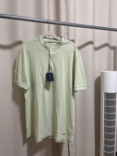 (Category: ) located in . Submitted by tinycloset__ (Listing ID 1447400580, Image 1). Description: .