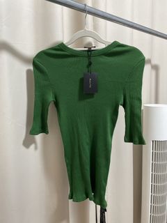 (Category: ) located in . Submitted by tinycloset__ (Listing ID 1447401821, Image 1). Description: .
