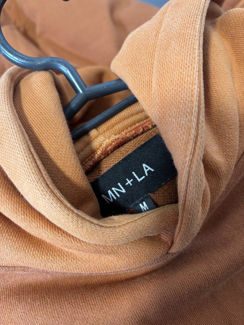 MNLA Rust Orange Heavyweight Oversized Hoodie (Category: Hoodies) located in San Mateo. Submitted by guddaze (Listing ID 1447319580, Image 2). Description: Length - 25" Width - 23" Sleeve length - 31.5" 🚚 Shipping can be done via J&T Express/Lalamove, and the shipping fee will be shouldered by the buyer. 📍 Location: San Mateo, Rizal 🏦 Mode of payment: GCash or Maya.