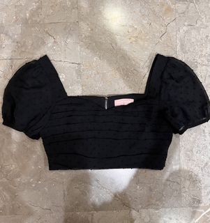 (Category: ) located in . Submitted by secondchapter.thriftstore (Listing ID 1447390888, Image 1). Description: .
