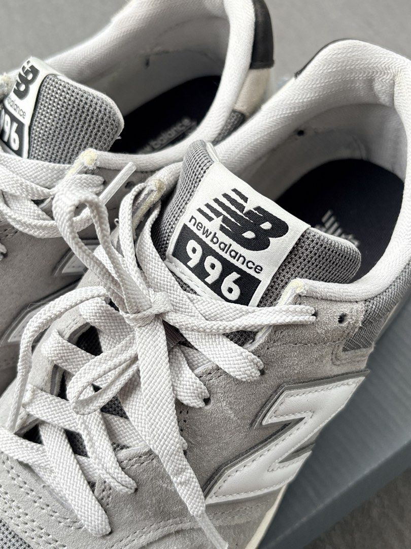 NEW BALANCE GREY DAY 996 (Category: Casual Shoes) located in Bacolod City. Submitted by madnomad (Listing ID 1447318945, Image 2). Description: New Balance 996 grey day shoes Slightly used All good condition RFS: Decluttering.