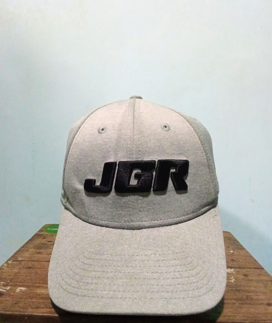 New Era JGR Cap (Category: Caps & Hats) located in Pagsanjan. Submitted by tomsupply (Listing ID 1447359601, Image 1). Description: - Grey New Era Cap - Features JGR Logo - Size: Large/XL - Fitted cap - Perfect for everyday wear.