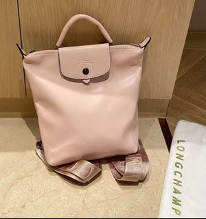 (Category: ) located in . Submitted by outlet_seller_jennie (Listing ID 1447457228, Image 1). Description: .