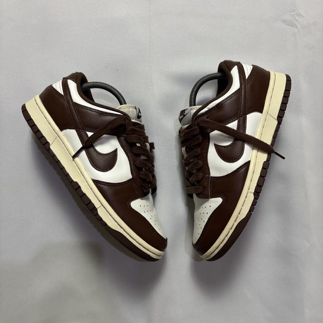 Nike Dunk Low Cacao Wow (Category: Sneakers) located in Baguio. Submitted by 8luck (Listing ID 1447396184, Image 2). Description: US : 8 Mens 6.5-7 CM : 25 EUR : 39 MAGANDA PA CONDITION MAY SIGN OF USAGE LANG CHECK DETAILS! - and putol pala isang lace.