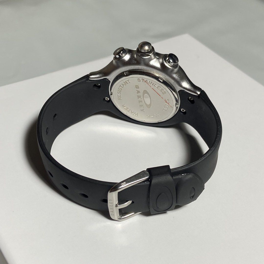 Oakley Detonator chronograph wristwatch (Category: Men's Watches) located in Manila. Submitted by tepthirft (Listing ID 1447362561, Image 3). Description: Oakley Detonator chronograph wristwatch excellent condition no issue .