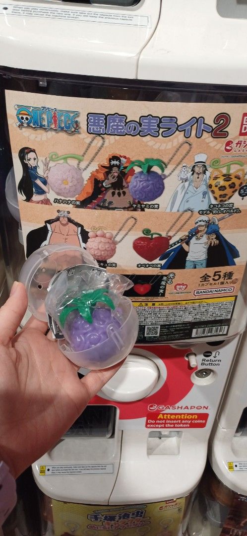 One Piece Devil Fruit Light Gashapon - Blackbeard (Category: Designer & Blind Box Toys) located in Manila. Submitted by kahlen36985 (Listing ID 1447347718, Image 1). Description: - Authentic One Piece Devil Fruit Light Gashapon Keychains - Directly from capsule toy machines - Ideal for One Piece anime fans - Great for decorating bags or keys.