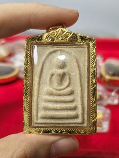 Lp Pae Amulets Collection item 2