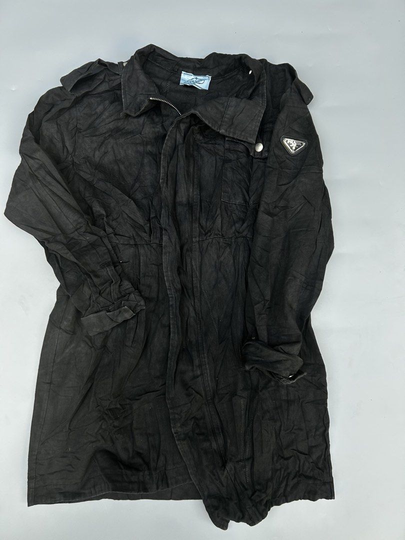 Prada Dress (Category: Luxury Apparel) located in Aurora. Submitted by purethrift07 (Listing ID 1447405176, Image 1). Description: No issue Dm ne solid to Frsh from the bale.