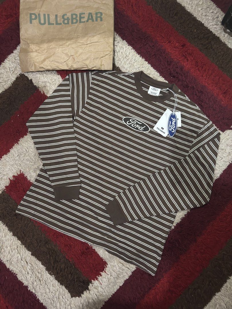 Pull&Bear Longsleeve (Kategori: Atasan) berada di Boyolali. Dikirim oleh parvez313 (ID iklan 1447419088, Gambar 1). Deskripsi: Pull&Bear Lomgsleeve Ford Size M Kondisi Baru Oren on Admin 10% Thanks.