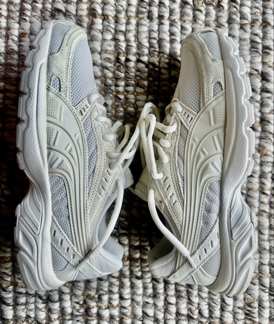 Puma C25K RARE (Category: Sneakers) located in Makati City. Submitted by jerbinator11 (Listing ID 1447382412, Image 2). Description: Used 2 times. No issue. Not available in PH. Bought from Japan Puma Store RFS: Decluttering Pickup or Meetup around Makati.