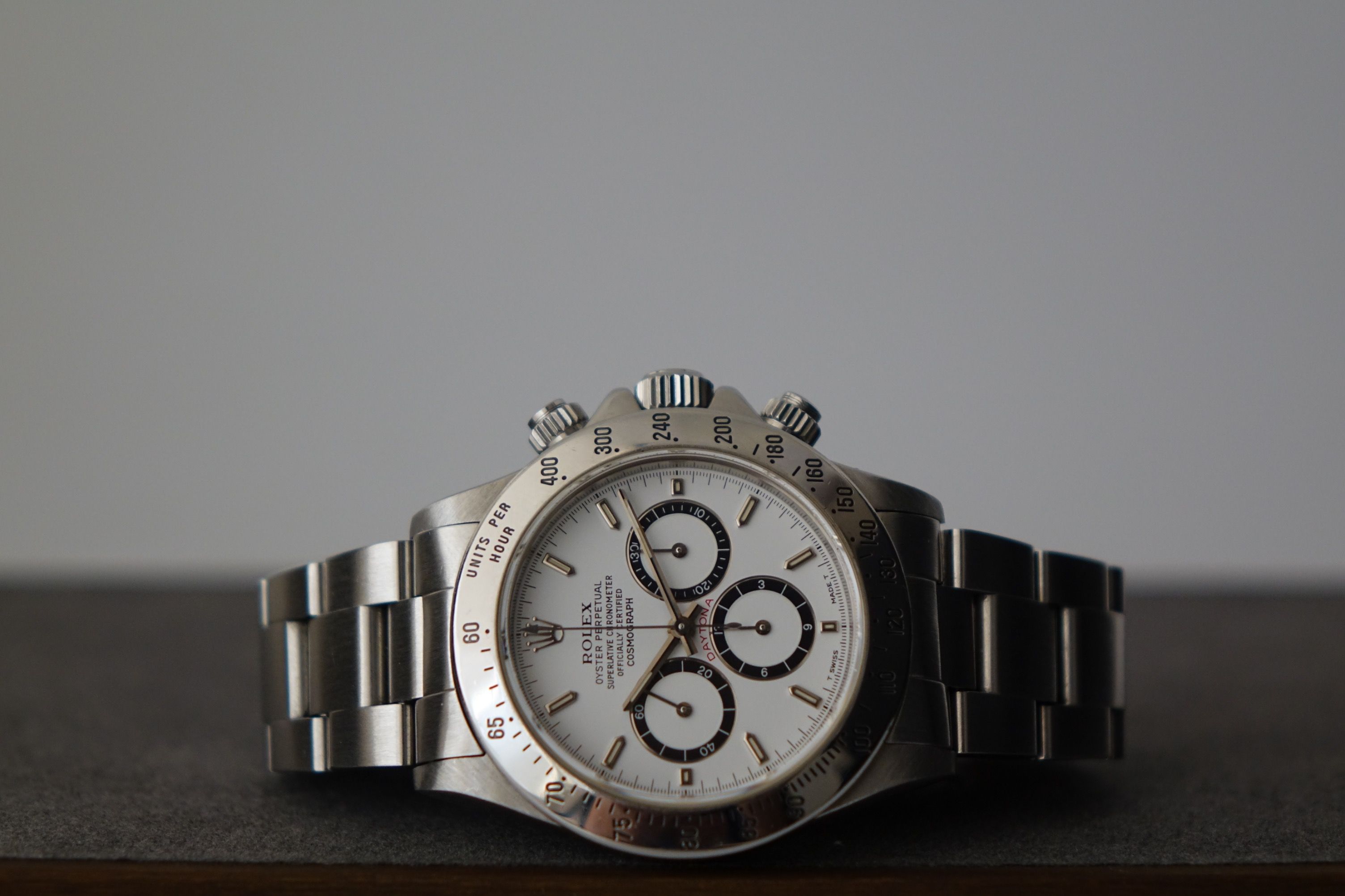 Rare Rolex Daytona Zenith 16520 Inverted 6 White dial Watch Only (Category: Watches) located in Singapore. Submitted by wristime (Listing ID 1447437817, Image 3). Description: Join our tele-gram channel for the latest updates! https://bit.ly/4rwZ2Mp The Rolex Daytona 16520 marked the beginning of the automatic Daytona era, powered by the renowned Calibre 4030 based on the Zenith El Primero movement. This example features the sought-after white di