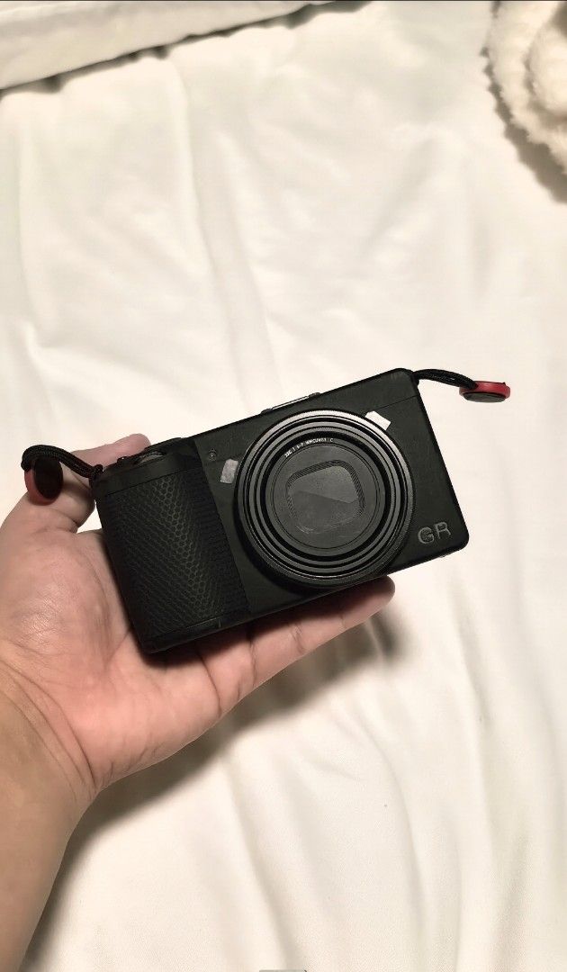 Ricoh GRIIIX (Category: Cameras) located in Quezon City. Submitted by fmjrs (Listing ID 1447464442, Image 1). Description: Ricoh GR IIIX Comes with free 2 wasabi batteries and external charger Skin on since day 1 Second owner Cubao / San Juan / Guiguinto meet up.
