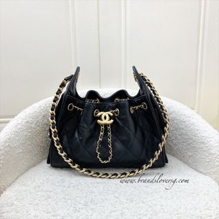 (Category: ) located in . Submitted by brands_lover (Listing ID 1447303871, Image 1). Description: .