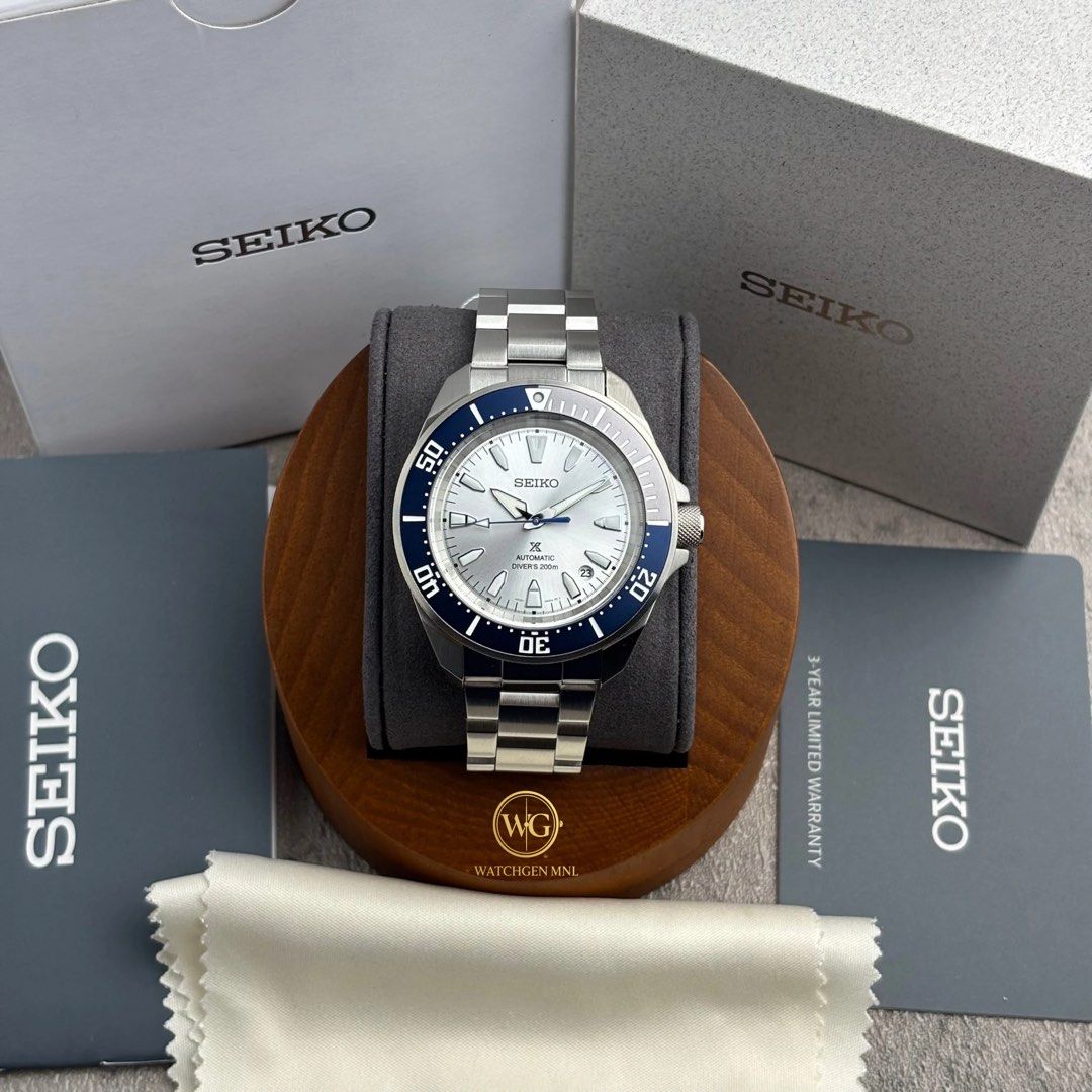 Seiko Prospex Samurai HBB001K1 HBB001 (Category: Men's Watches) located in Manila. Submitted by drhanlie (Listing ID 1447371988, Image 3). Description: Seiko Prospex HBB001K1 | HBB001 ⌚️ 145th Anniversary Limited Edition Samurai SRP: ₱37,250 ❌ FOR ONLY ₱33,490 ✅ Specs: Movement: 4R35 Automatic (manual winding) Crystal: Sapphire crystal with magnifier Case Size: 41.7mm Thickness: 12.3mm Lug-to-lug: 49.5mm Water Resistance: 200m Diver’s Power Reser