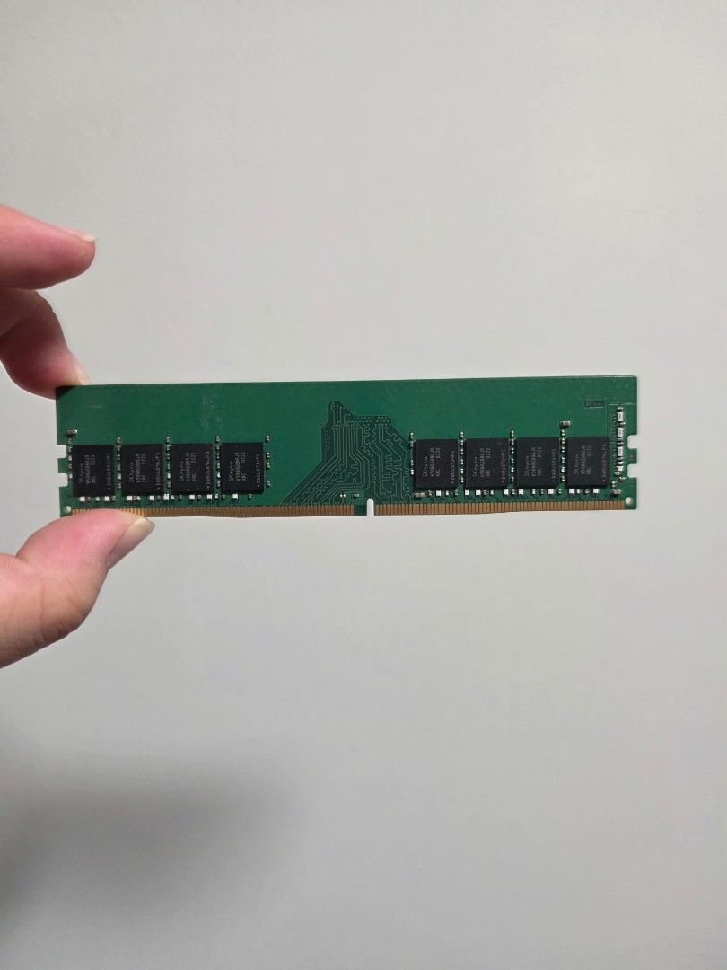 SK Hynix 16 gb DDR4 RAM Module498943470957373441