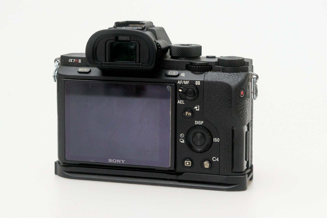Sony Alpha a7R II Mirrorless Camera Body with Accessories (Category: Cameras) located in Baguio. Submitted by gabriyelo (Listing ID 1447334443, Image 2). Description: - Sony Alpha a7R II camera body -2 Orig batteries -1 3rd Party Bat -1 3D printed Battery case -2 3rd Party Charger -Original TetherPro Cord -Original Sony Battery Grip.