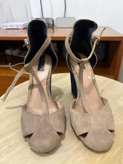 (Kategori: ) berada di . Dikirim oleh berkahpreloved.id (ID iklan 1447424362, Gambar 1). Deskripsi: .