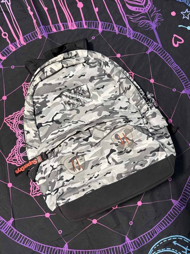SUPERDRY BACKPACK (Category: Backpacks) located in Manila. Submitted by seek_fitz (Listing ID 1447394729, Image 2). Description: SUPERDRY BACKPACK GOOD AS NEW .