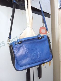 (Kategori: ) berada di . Dikirim oleh appleswardrobe (ID iklan 1447378361, Gambar 1). Deskripsi: .