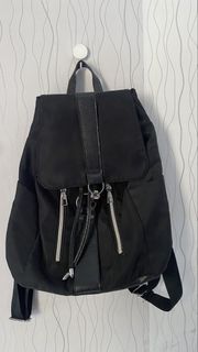 (Kategori: ) berada di . Dikirim oleh atuu_78900 (ID iklan 1447330999, Gambar 1). Deskripsi: .
