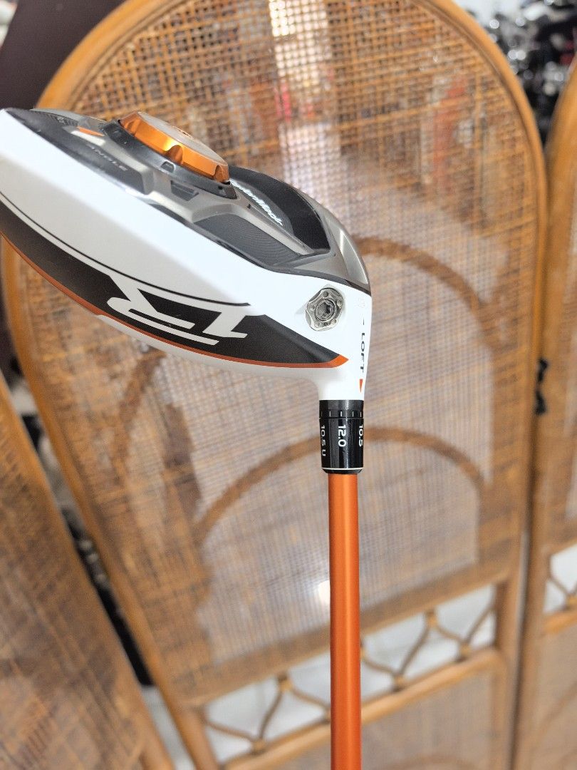 Taylormade driver (Category: Golf) located in Caloocan City. Submitted by ace2729 (Listing ID 1447369895, Image 2). Description: TAYLORMADE R1 DRIVER ADJUSTABLE LOFT FROM 8 - 12 DEGREE SR FLEX EXCELLENT CONDITION LOCATION: PUNTURIN VALENZUELA WE SHIP NATIONWIDE SF BUYER'S EXPENSE .