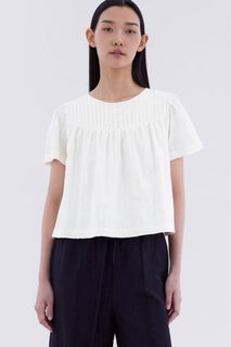 (Category: ) located in . Submitted by theopenwardrobe (Listing ID 1447358197, Image 1). Description: .