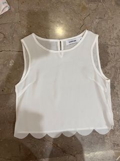 (Category: ) located in . Submitted by secondchapter.thriftstore (Listing ID 1447391165, Image 1). Description: .