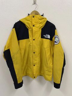 (Category: ) located in . Submitted by ecoshop_streetwear (Listing ID 1447300344, Image 1). Description: .