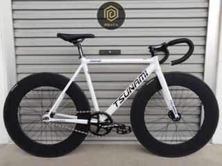 (Category: ) located in . Submitted by bikeco (Listing ID 1447437069, Image 1). Description: .