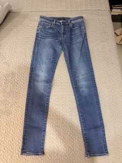 (Category: ) located in . Submitted by miguelfits (Listing ID 1447337225, Image 1). Description: .