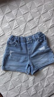 (Category: ) located in . Submitted by aspidistra (Listing ID 1447319431, Image 1). Description: .