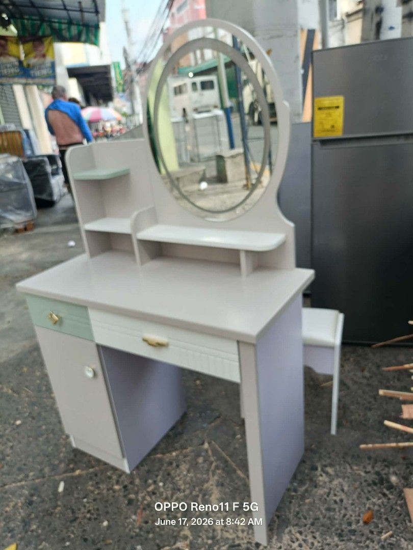 VANITY TABLE WITH MIRROR (Category: Tables & Sets) located in Manila. Submitted by joycelaxam14878 (Listing ID 1447314114, Image 3). Description: Brandnew items We deliver thru CASH ON DELIVERY (COD) ORDER NOW ✨We deliver within a Day or schedule✅ ( MODE OF PAYMENT ) ▪️Bank transfer ▪️G cash ✔ ▪️Cash on delivery (COD)✔️ ▪️Available for bulk order ✔ ▪️Good Quality ✔ ▪️On Hand / on Hand ✔ ▪️FREE assemble/installation ✔ ▪️FREE delivery in selected a