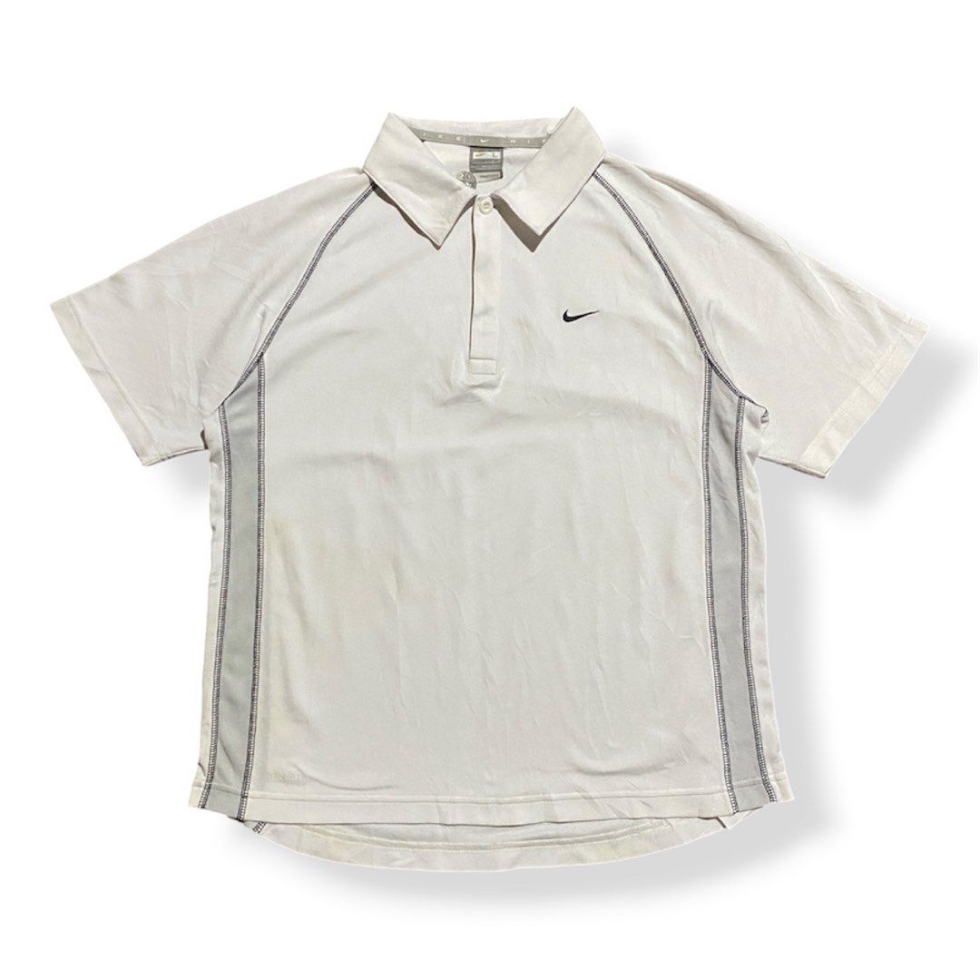 Vintage Nike Polo Shirt (Category: Tshirts & Polo Shirts ) located in Quezon City. Submitted by dipintheorio (Listing ID 1447338066, Image 1). Description: no issue wash only size large on tag width 21 length 27 location: qc .