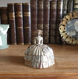 (Category: ) located in . Submitted by billis_vintage_finds (Listing ID 1447306491, Image 1). Description: .