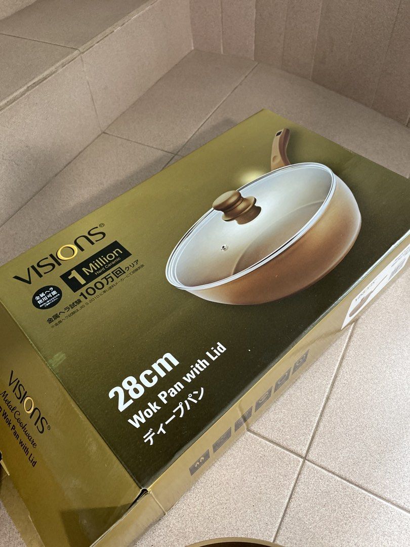 Vision wok pan