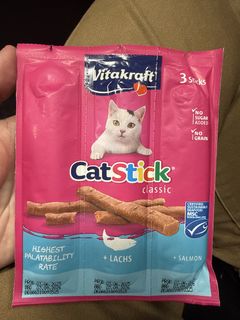 (Category: ) located in . Submitted by decluttering8 (Listing ID 1447302584, Image 1). Description: .