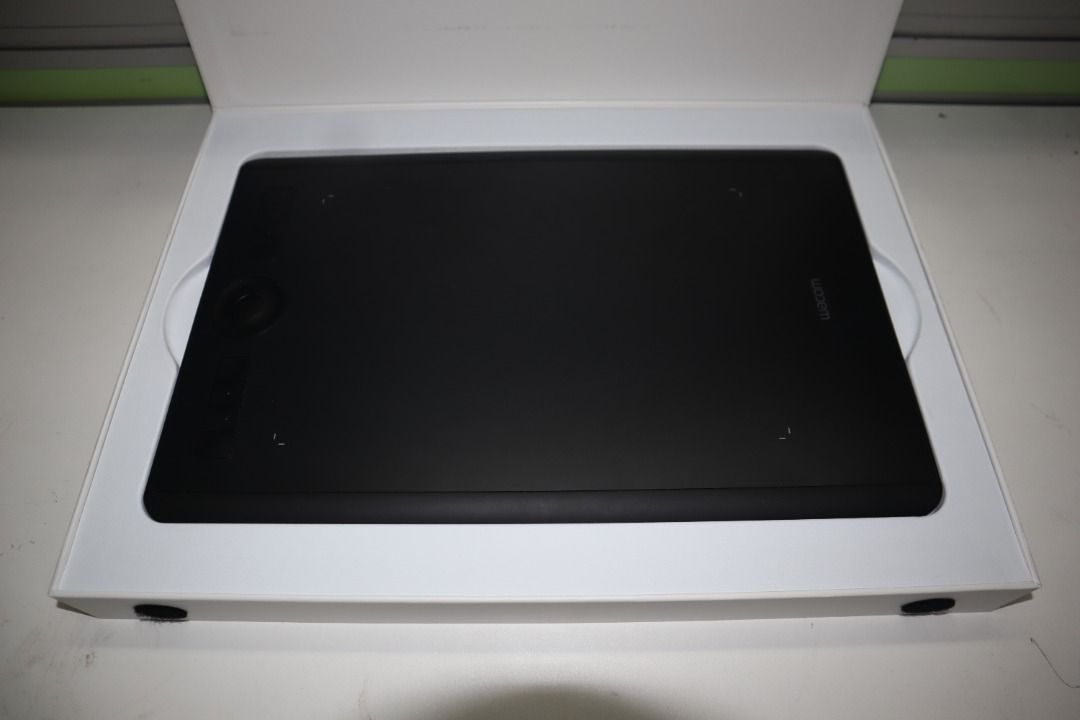 Wacom Intuos Pro Pen Tablet (Category: Android) located in Caloocan City. Submitted by mce_sales2026 (Listing ID 1447311372, Image 2). Description: Details: Wacom Intuos Pro Pen Tablet designed for digital drawing, graphic design, and photo editing. Offers a large active drawing area with precise pen input, pressure sensitivity, and customizable express keys/touch controls. Compatible with major creative software on Windows and macOS. Slim, profe