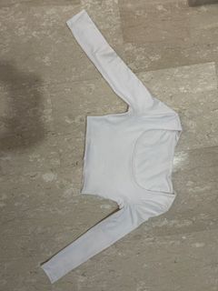 (Category: ) located in . Submitted by riri2525 (Listing ID 1447340434, Image 1). Description: .