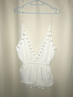 (Category: ) located in . Submitted by sparkfinds (Listing ID 1447403441, Image 1). Description: .