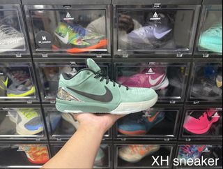由 xh._.sneakers (刊登 ID 1447462576，圖片 1) 提交，位於 的 (類別：)，說明：。
