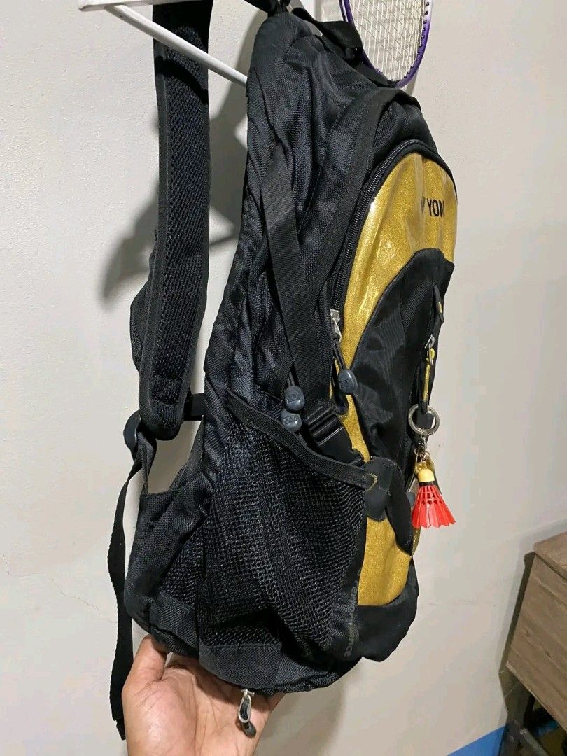 YONEX Sport BackPack Evolving Performance (Category: Backpacks) located in San Carlos City. Submitted by latumsthrift (Listing ID 1447299729, Image 3). Description: .