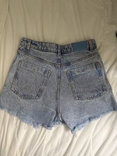 (Category: ) located in . Submitted by samuelle24 (Listing ID 1447302148, Image 1). Description: .
