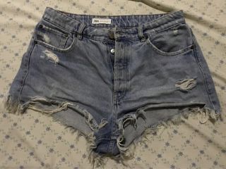 (Category: ) located in . Submitted by sparkfinds (Listing ID 1447425812, Image 1). Description: .