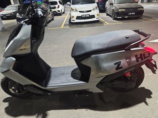 (Category: ) located in . Submitted by farhan1130 (Listing ID 1447296681, Image 1). Description: .