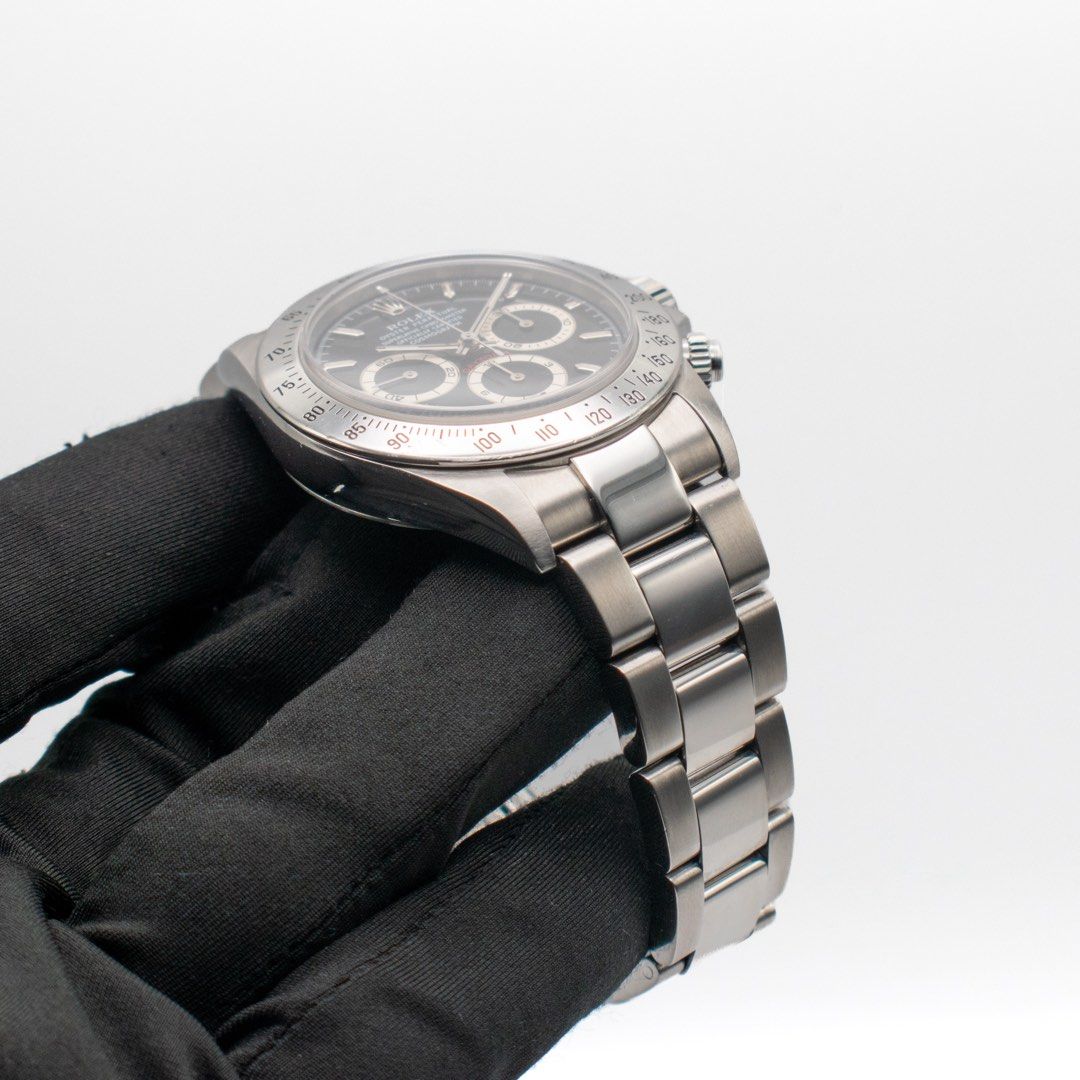 1998 Rolex Daytona Zenith Ref. 16520 Black Dial (Category: Watches) located in Singapore. Submitted by singapurawatches (Listing ID 1452777721, Image 3). Description: Join our channel to have access to the latests stocks update: @singapurawatches Rolex Daytona Zenith Ref. 16520 Black Dial Year 1998 (Serial U) Diameter: 40mm Original box: no Original papers: no Available at the shop! 📍14 Scotts Road, Far East Plaza # 02-114 Singapore 228213 Payme